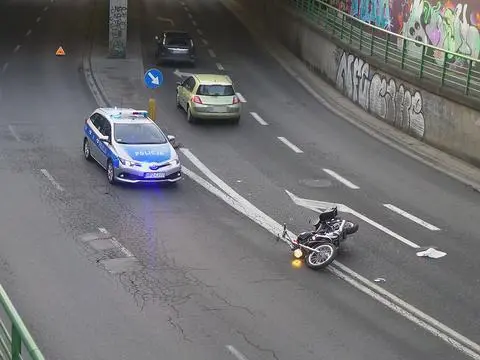 Zderzenie z udziałem motocyklisty na Globusowej