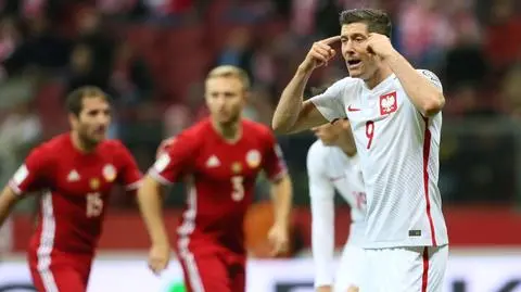 Lewandowski ratuje nas przed wstydem. Gol w 95. minucie