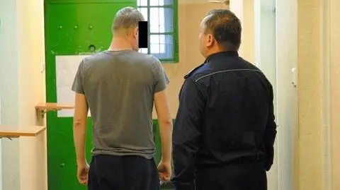 Ze śrubokrętem majstrował przy bankomacie