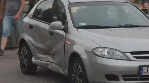 Wypadek w centrum. Jedna osoba w szpitalu