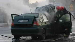 Pożar auta na wyjeździe z Warszawy