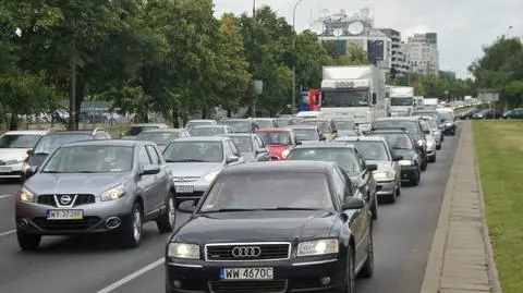 Awaria sygnalizacji na ważnym skrzyżowaniu. Przez burzę