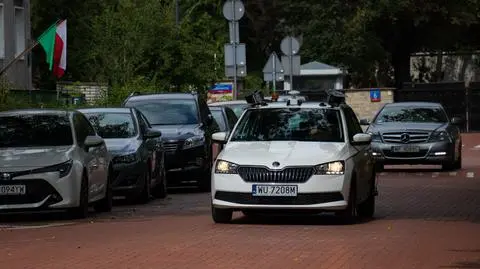 Rozszerzenie płatnej strefy parkingowej. Na Ochocie i Żoliborzu już malują oznakowanie