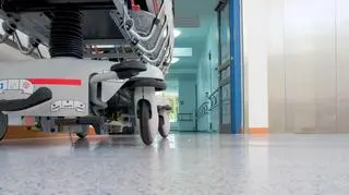 Pobita kobieta trafiła do szpitala, nie znała sprawcy