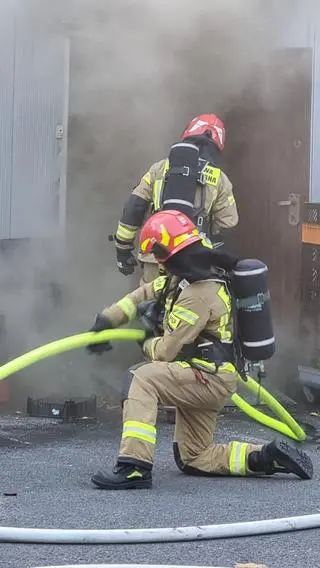 Pożar sklepu spożywczego na Bielanach