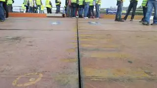 Dwie części mostu połączone