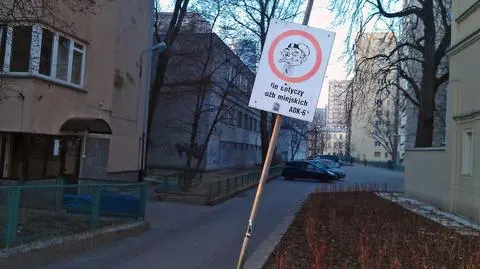 Staranowali barierkę, mają bezpłatny parking