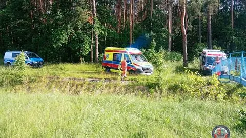 "Dwie nastolatki leżały w trawie, nie było z nimi żadnego kontaktu"