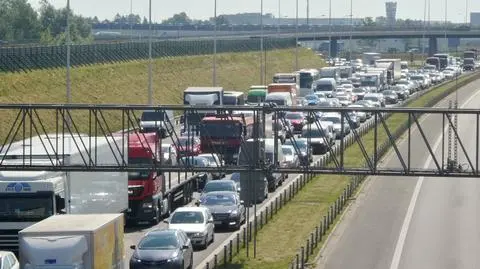 Zderzenie trzech aut i pożar na obwodnicy