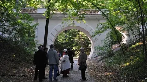 Zapisz się na zwiedzenie parku w Natolinie