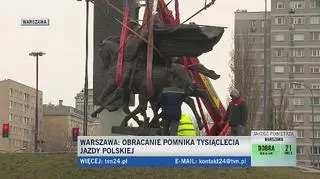 Operacja przy pomniku