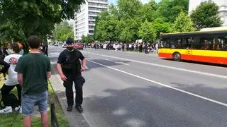 Protest pod ambasadą USA