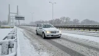 Intensywne opady śniegu w stolicy