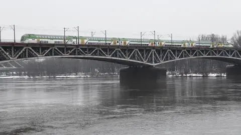 Zmiany w rozkładach i nowa linia S30. Remont torów na moście średnicowym