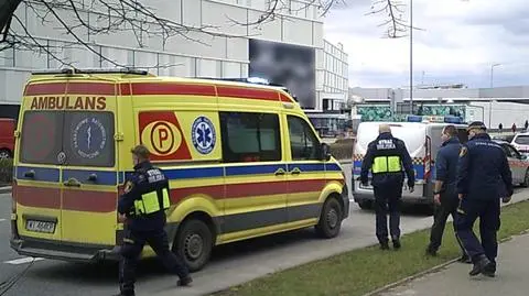 Ponad 40 minut walczyli o życie pasażera autobusu