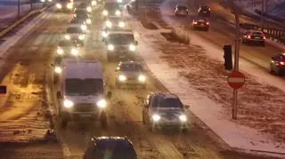 Śnieg na warszawskich uliach