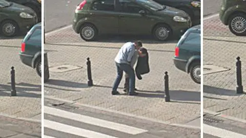 Wyrwał słupek, wyjechał i odstawił "na miejsce"
