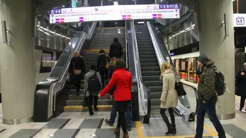 Poprawią oznakowanie w metrze. Wykryli kilkadziesiąt usterek