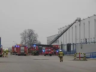 Pożar hali w Jankach