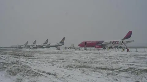 ILS w Modlinie za kilka miesięcy. Wizz Air nie chce czekać