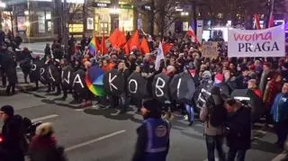 Protest kobiet na ulicach Warszawy