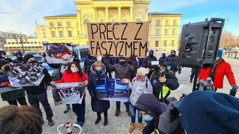 Protest pod hasłem "Dość przemocy policji"