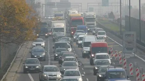 Co z zakazem wjazdu dla tirów na Trasę AK? "Nie planujemy" 