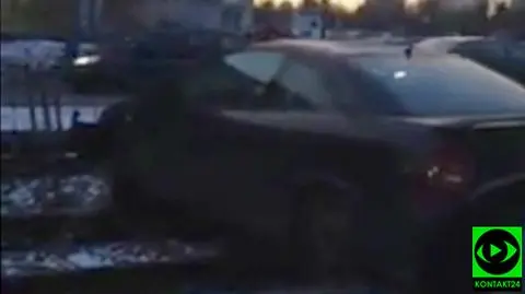 Samochód blokował ruch tramwajów na Grójeckiej