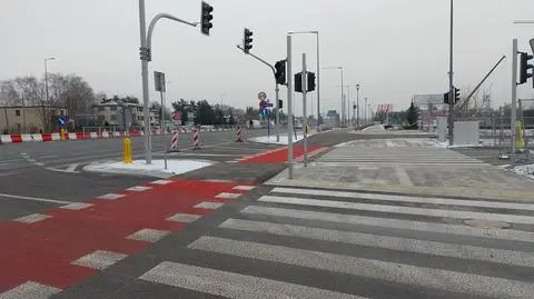 Połączyli Światowida z Modlińską, jest też nowy buspas