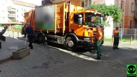 Śmieciarka potrąciła kobietę z trzyletnim dzieckiem