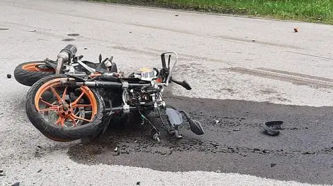 Śmiertelny wypadek w Piasecznie. W zderzeniu z autem zginął motocyklista