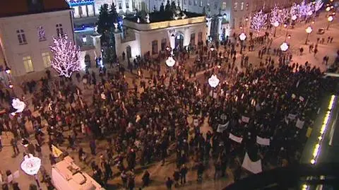 Część demonstrantów poszła dalej - fot. TVN24