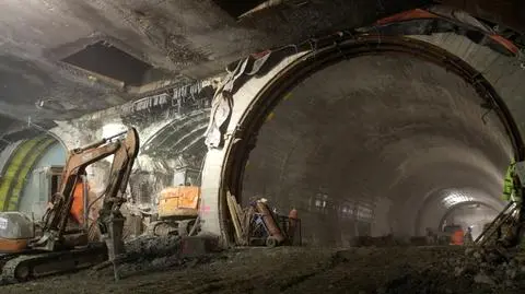 Kończą budowę metra pod tunelem Wisłostrady
