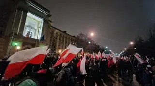 Uczestnicy protestu dotarli przed siedzibę premiera