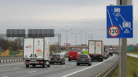 Zakończył się montaż odcinkowego pomiaru prędkości na S8