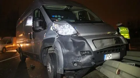 Wypadek na wylotówce. "Utworzył się spory korek"