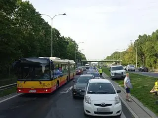 Kolizja trzech aut na Żołnierskiej