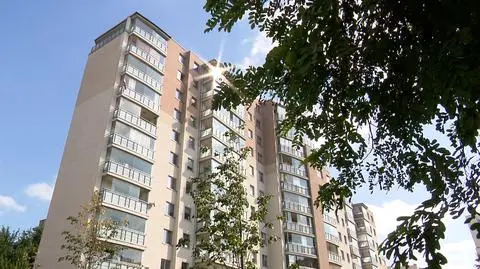 Niespełna cztery metry od tego budynku ma powstać 12-piętrowy apartamentowiec