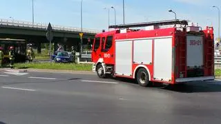 Zderzenie autobusu i samochodu