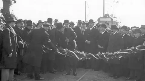 Otwarcie było huczne. 90 lat temu pierwszy tramwaj dotarł na Boernerowo
