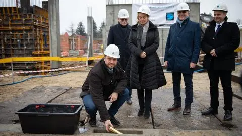 "Wszyscy mamy seniorów w rodzinach, kiedyś też nimi będziemy". Rozbudują centrum opieki