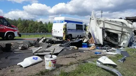 Cztery samochody zderzyły się na S8 pod Wyszkowem. Lądował śmigłowiec LPR