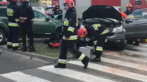 Wypadek na Górczewskiej. Jedna osoba w szpitalu