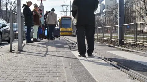 Planują remont na Grójeckiej. Wąskie przystanki zostaną, wiat nie będzie