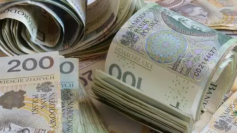 Zauważyła, że nie patrzą, co podpisują. Wyprowadziła z firmy 150 tysięcy złotych