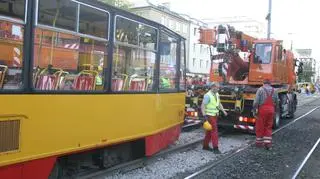 Na miejscu pracują służby