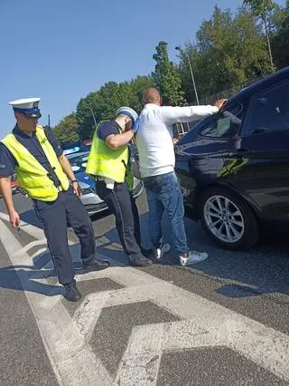 Pijany motocyklista doprowadził do kolizji