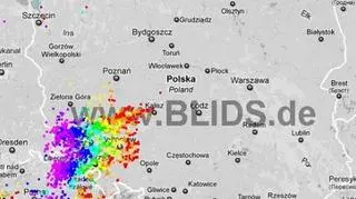 Burze idą w stronę Warszawy