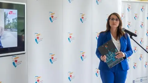 "Nie dajmy sobie wmówić, że narkomani w niemieckiej spółce przewożą warszawiaków, bo to jest oburzające"