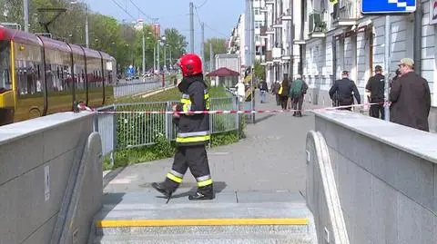 "Istnieje możliwość rozpylenia gazu przez okno wagonu do tunelu"